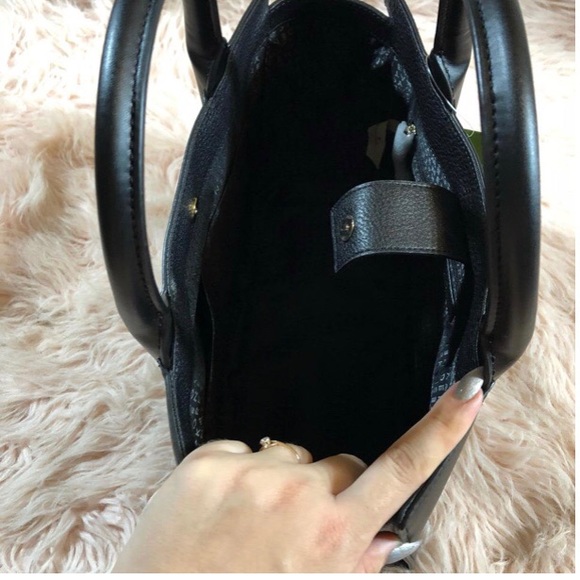 NWT Kate Spade Flynn Street Meriwether Large Tote - Picture 5 of 8